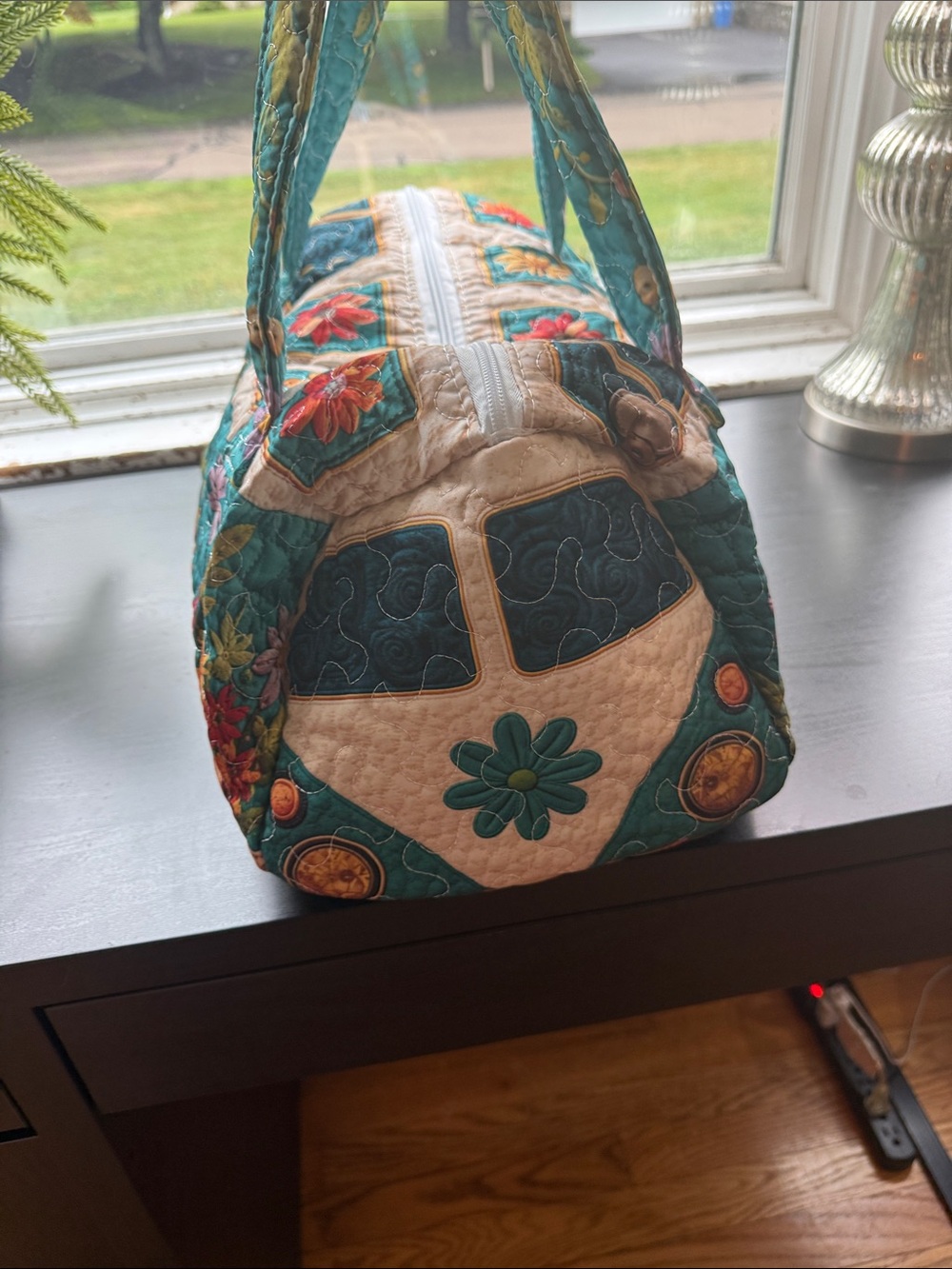 Quilted Floral Shoulder Bag in Teal - Picture 7 of 11